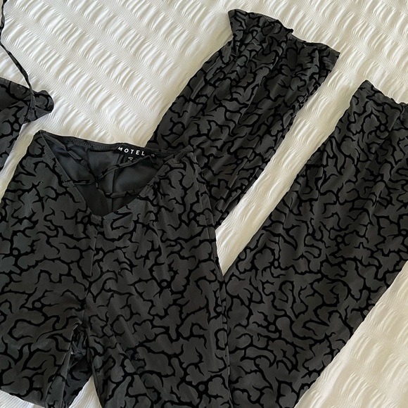 Cut out matching pant set - Picture 4 of 4